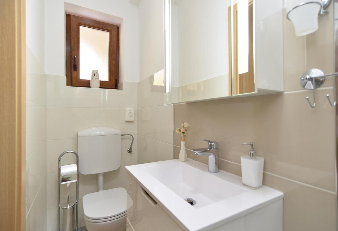 Apartment Snjezana 1064 Ровинь Экстерьер фото